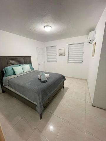 Las Olas Beach Apartments Arecibo Exteriér fotografie