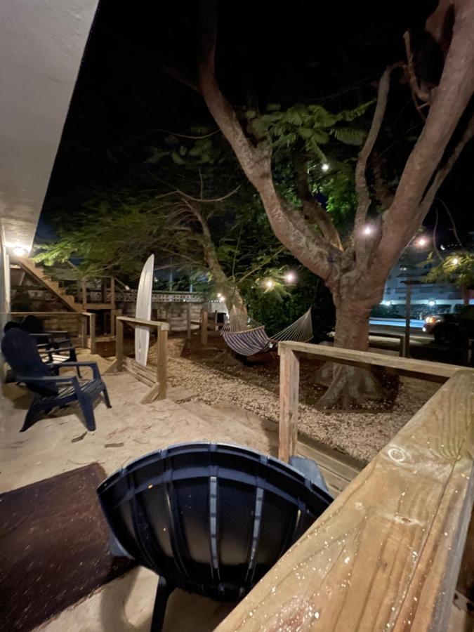 Las Olas Beach Apartments Arecibo Exteriér fotografie