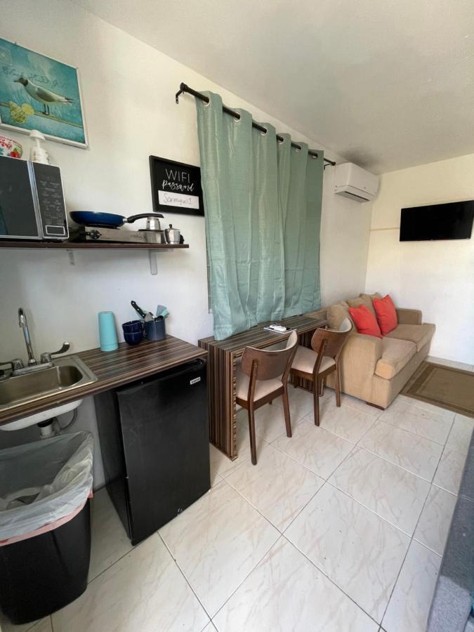 Las Olas Beach Apartments Arecibo Exteriér fotografie
